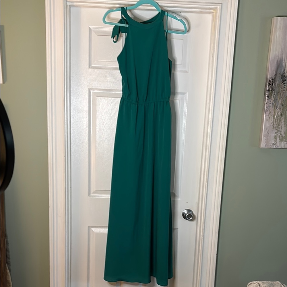 Elegant Green Sleeveless Dress